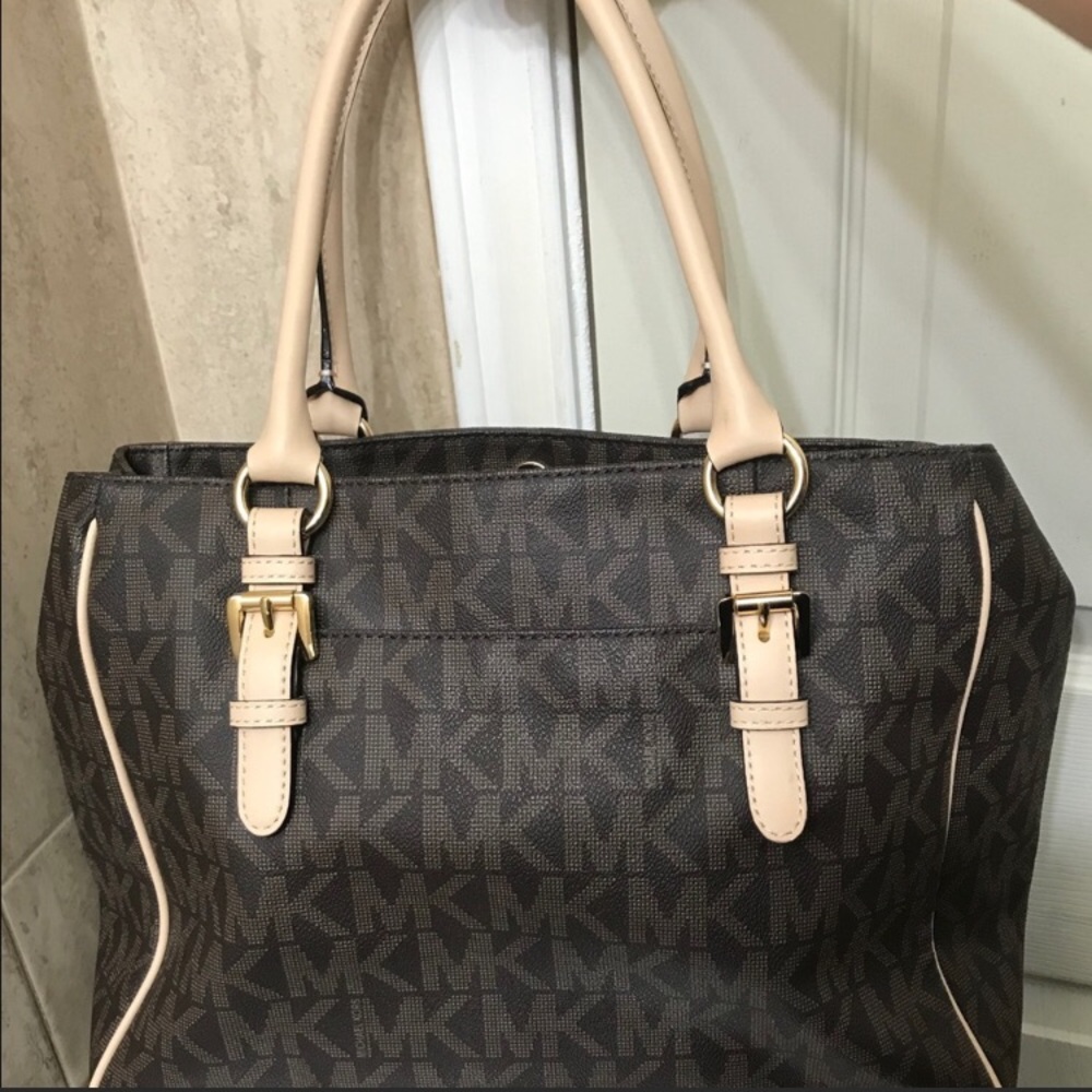Michael Kors Purse Shoulder Handbag